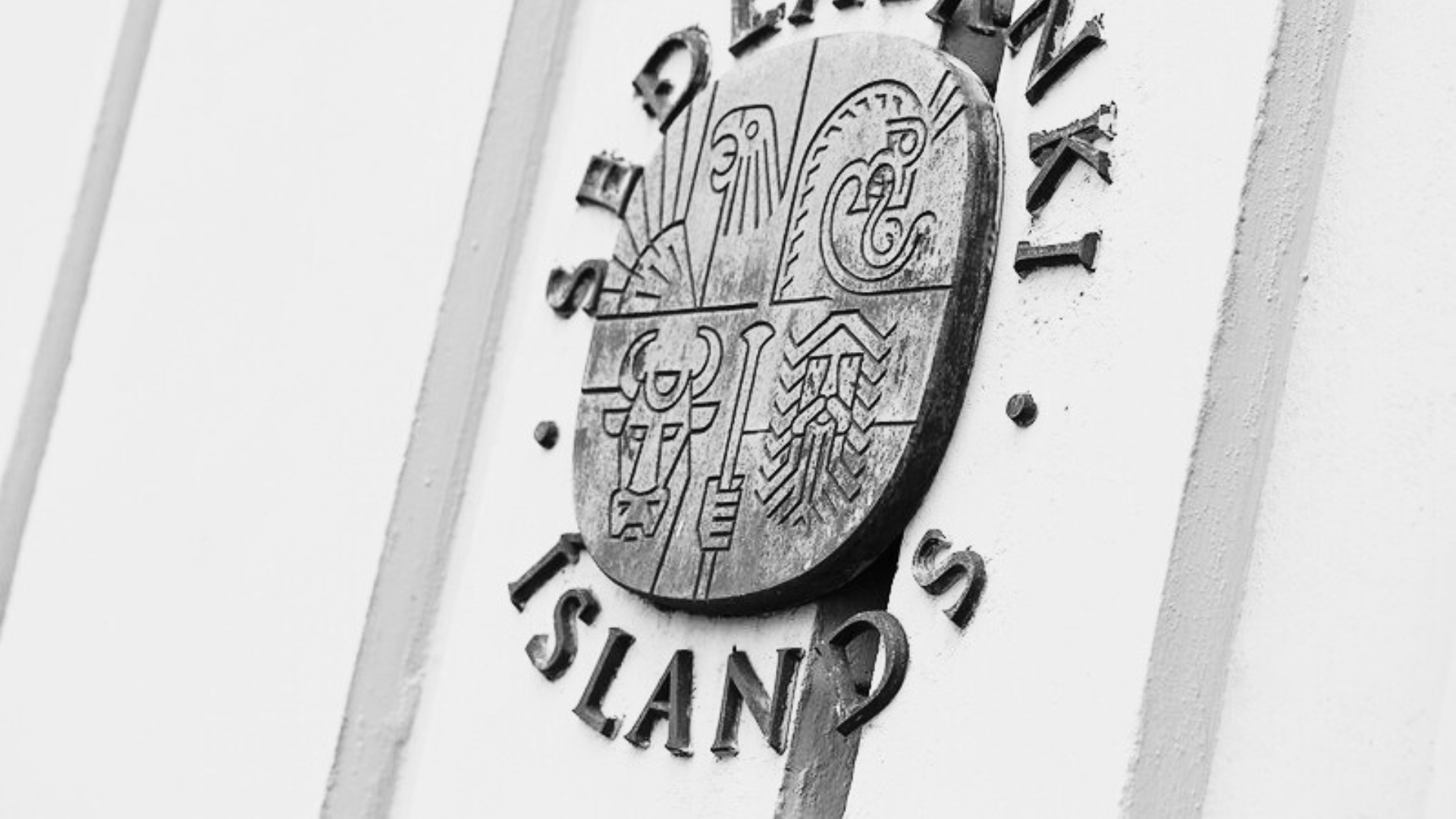 Vextir geti farið upp í 8 prósent áður en ástandið batnar